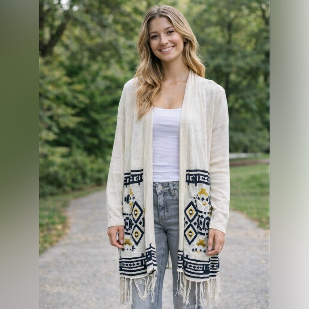 Skies Are Blue Cream Aztec Tribal Fringe Long Cardigan Sweater Size Medium